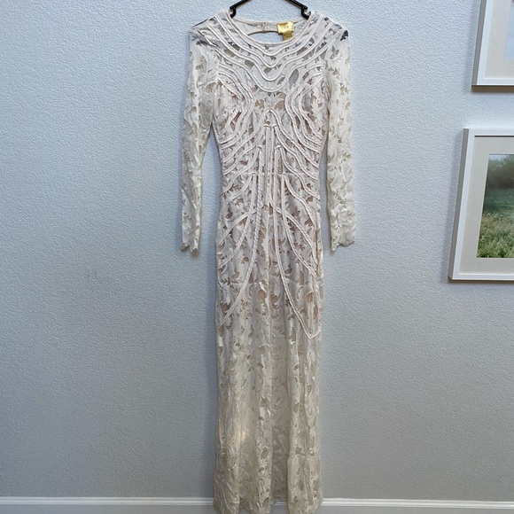 H&M Dresses & Skirts - H&M lace dress